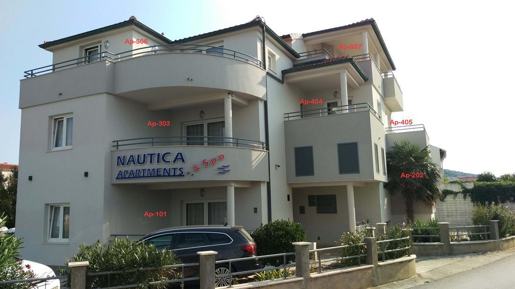 Nautica Apartments Betina  Exteriör bild